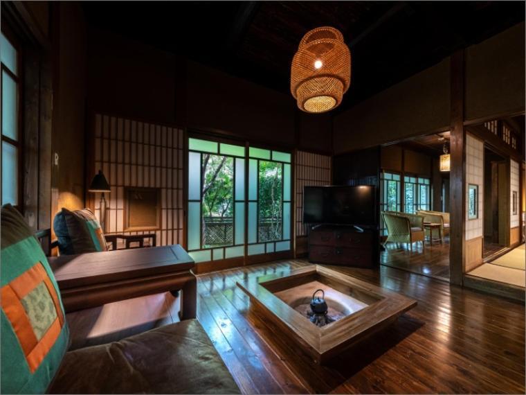 Hotel Nihon-No-Ashitaba Yufu Esterno foto